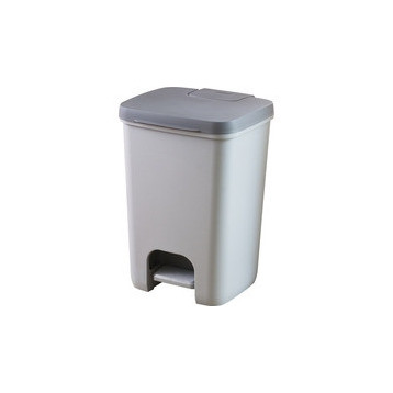Kosz na śmieci 40l CURVER ESSENTIALS szary 00760-686-00